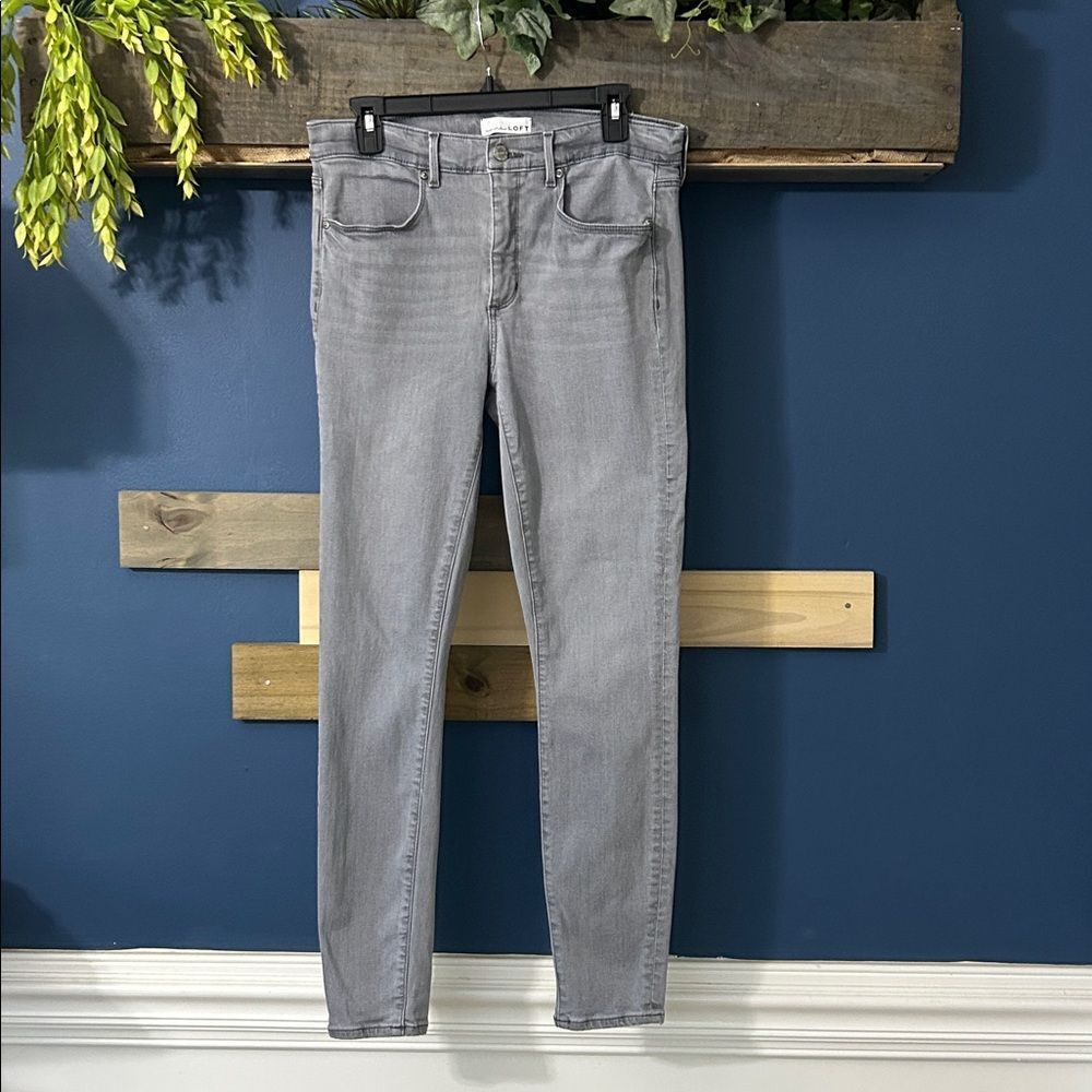 LOFT Jeans Leggings. Gray. Size 8
